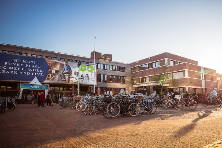 header ariensplein vrij enschede